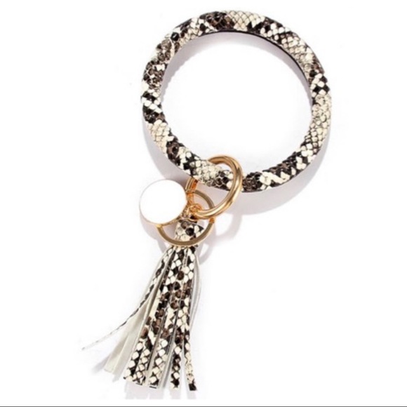 Tassel Bracelet print Key Ring - Picture 2 of 8